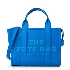 MARC JACOBS. AUTHENTIC. NEW. SCUBA BLUE. THE TOTE BAG. Smoke/Pet free home!